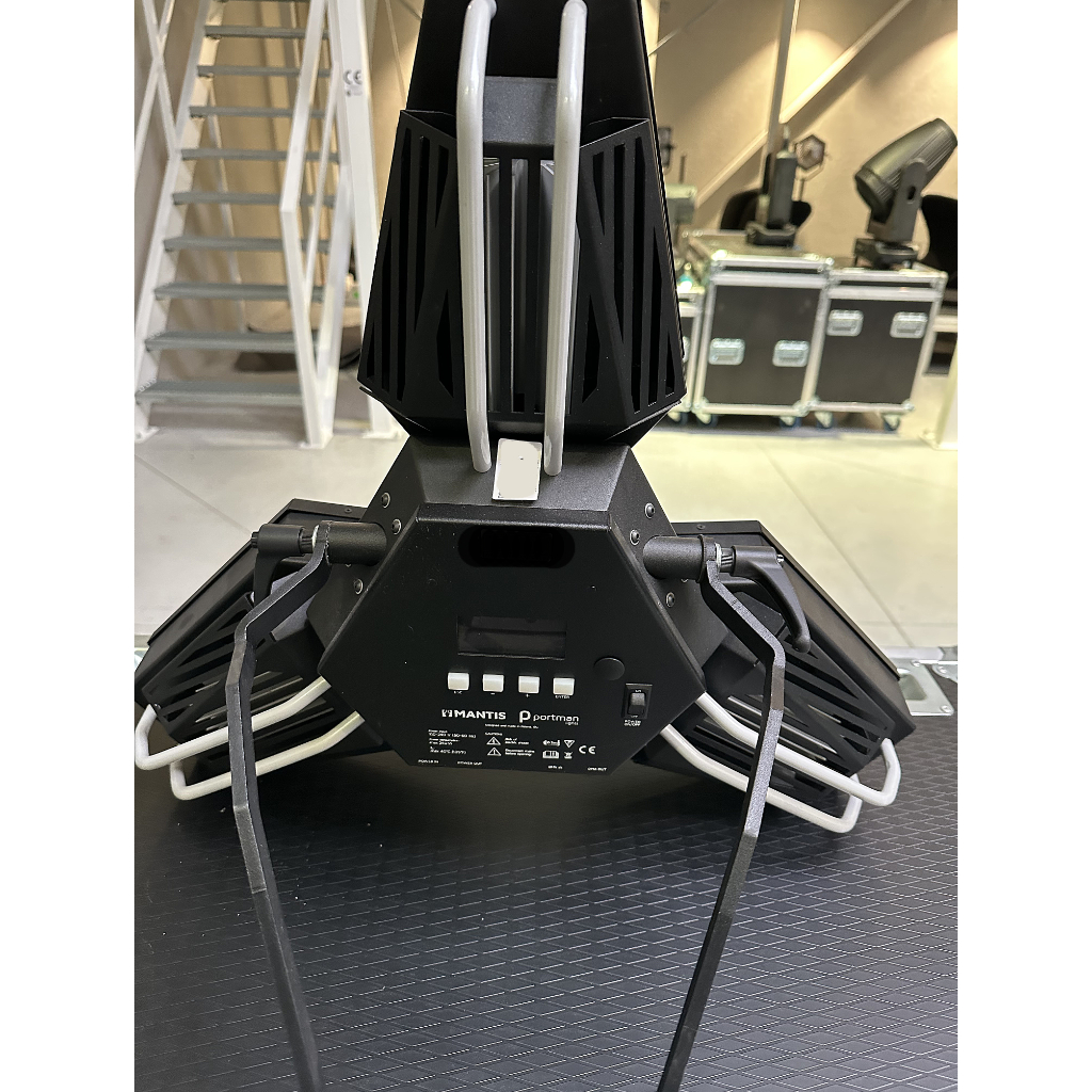 Portman Mantis Lighting Fixture