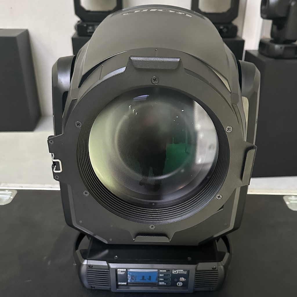 Robe T1 PC/Fresnel Lighting Fixture