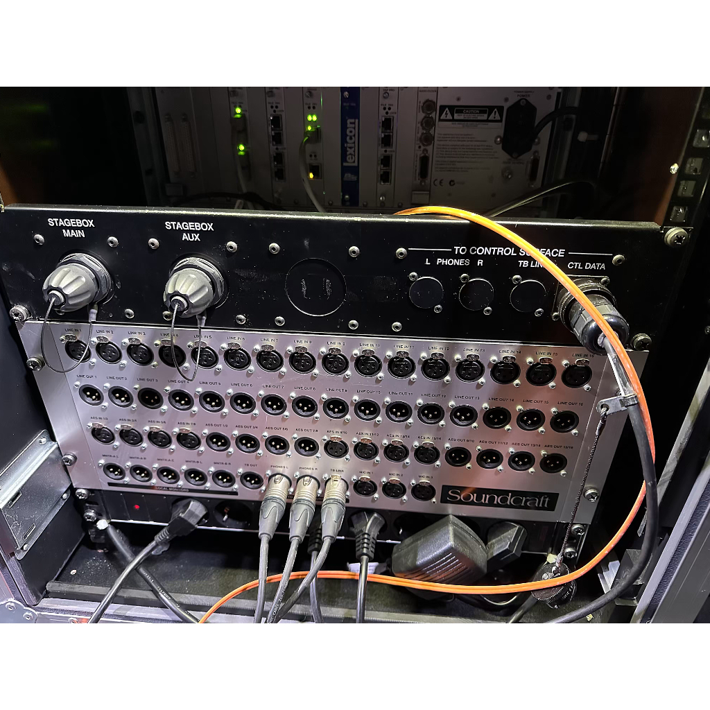 Soundcraft Vi600 with StageRack 64/32