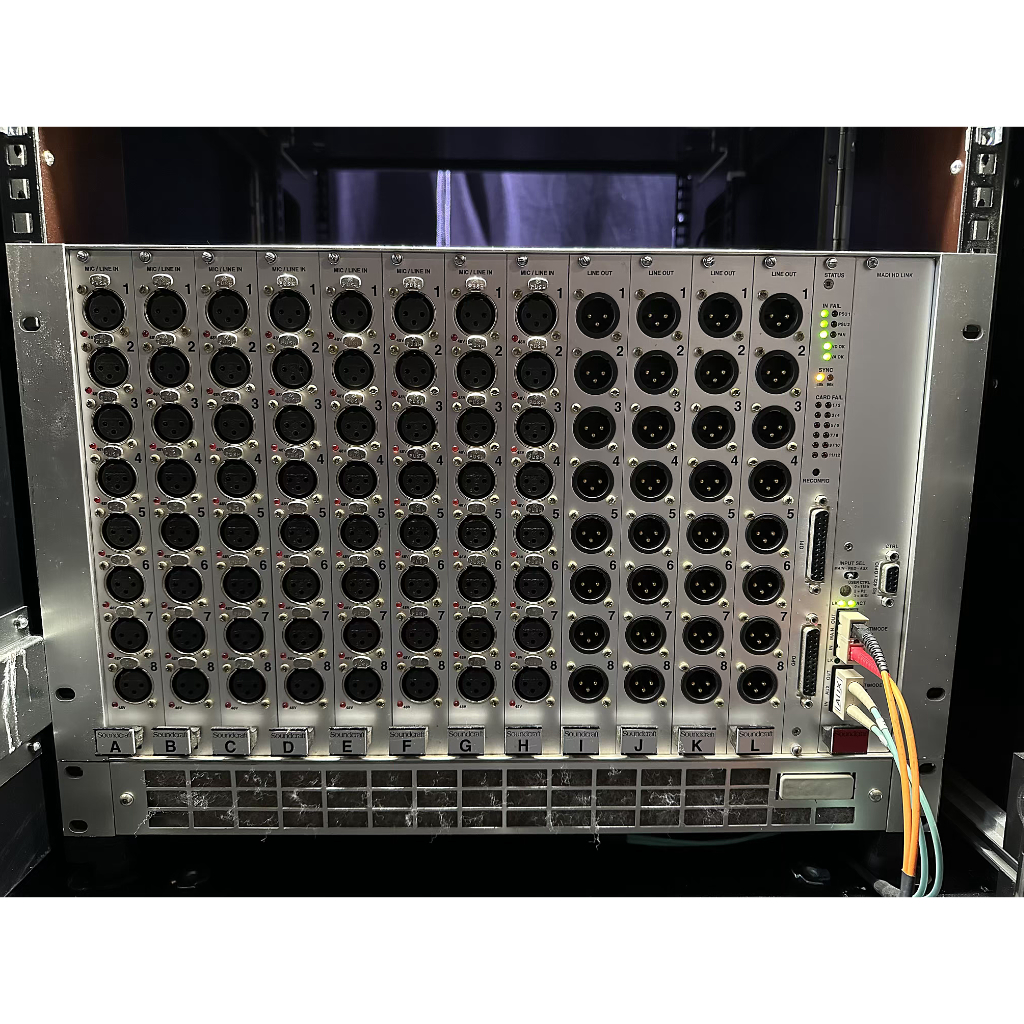 Soundcraft Vi600 with StageRack 64/32