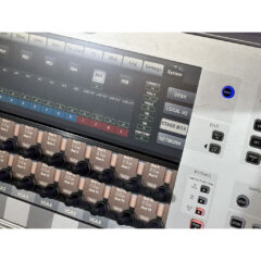Soundcraft Vi600 with StageRack 64/32