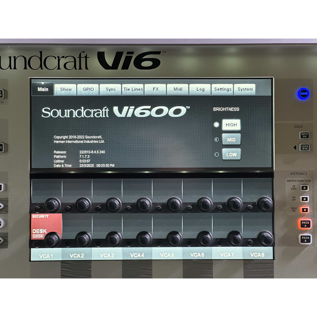 Soundcraft Vi600 with StageRack 64/32