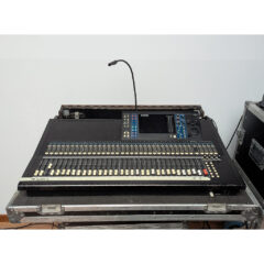 Yamaha LS9-32 Digital Mixing Console