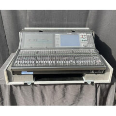 Yamaha QL5 Digital Mixing Console