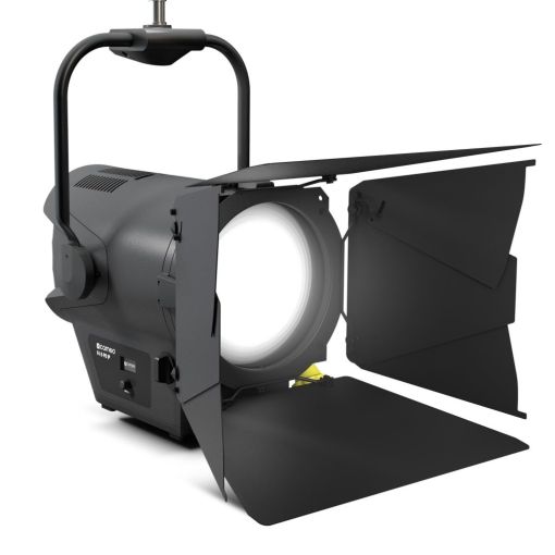 Cameo CLF4DPOIP Pole-Operated IP65 Fresnel Spotlight with Daylight LED