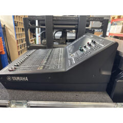 Yamaha QL1 Digital Mixing Console