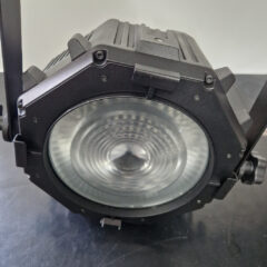 Martin VDO Atomic Bold LED hybrid lighting fixture