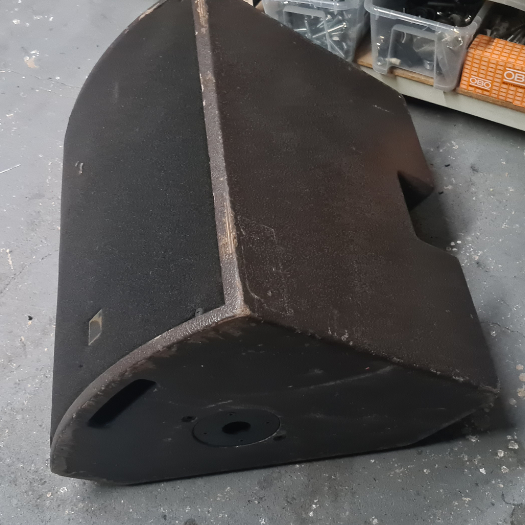 L-Acoustics MTD115 & LA24a set