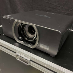 Panasonic PT-DZ110E