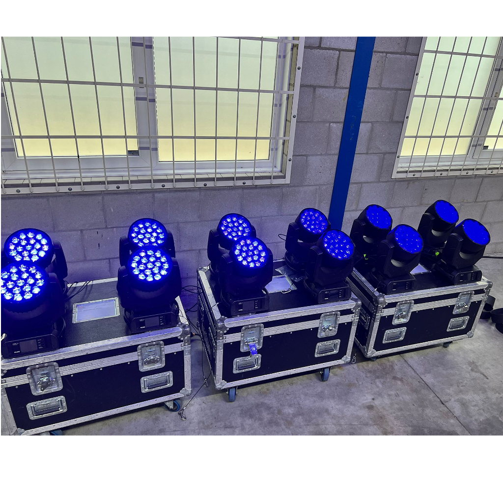 Robe LED Wash 300 Package