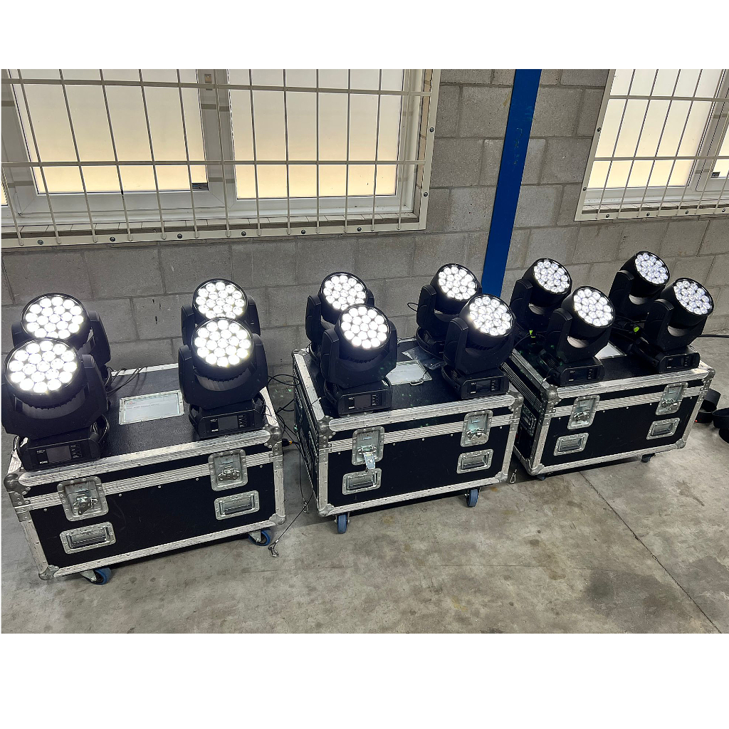 Robe LED Wash 300 Package