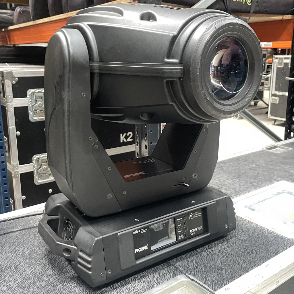 Robe Robin 600E Spot package
