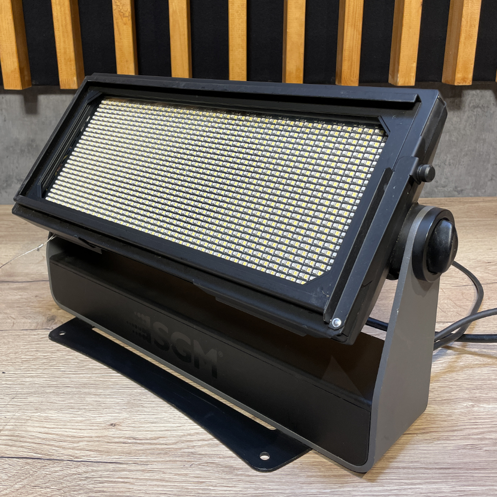 SGM Q-7 RGBW set