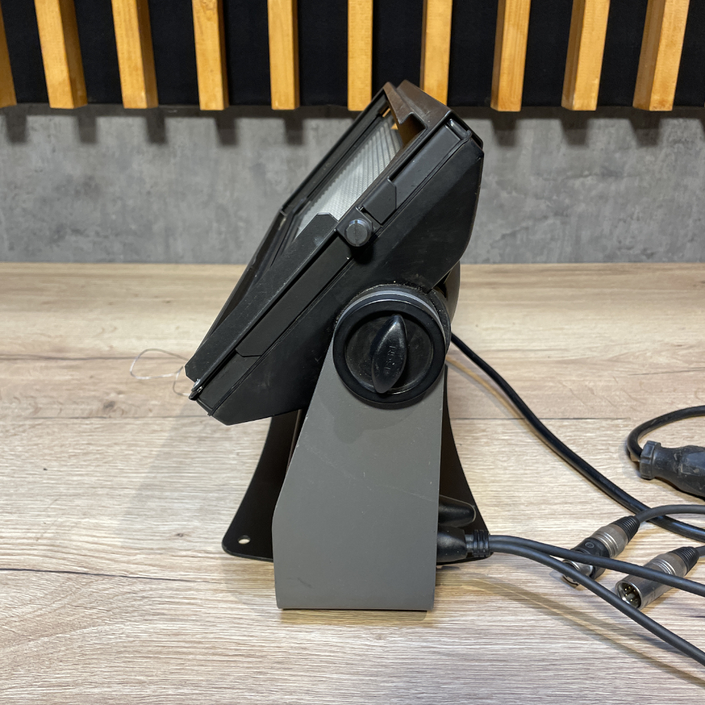 SGM Q-7 RGBW set