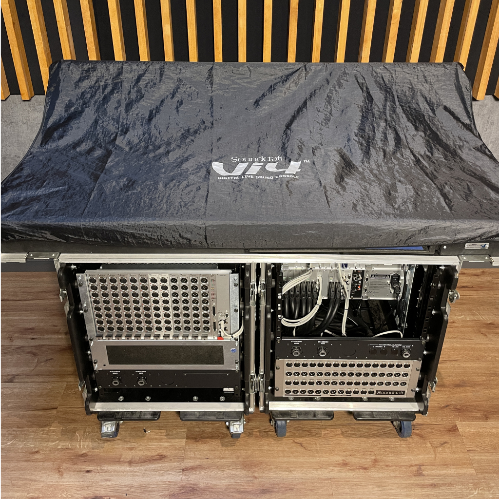 Soundcraft VI400 System