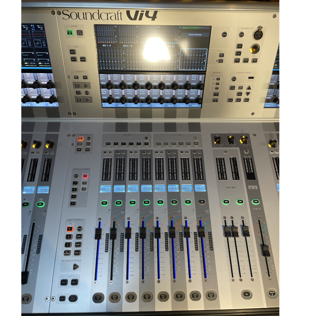 Soundcraft VI400 System