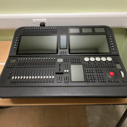 Avolites Diamond 9 215