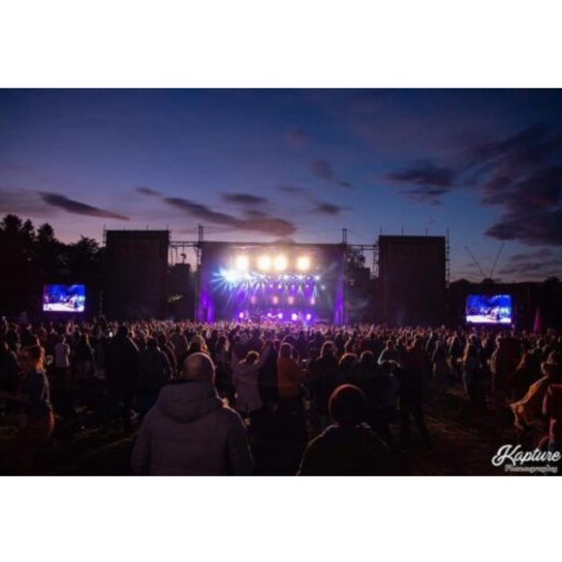 Fafard/Megastage Outdoor Stage 40-38-25
