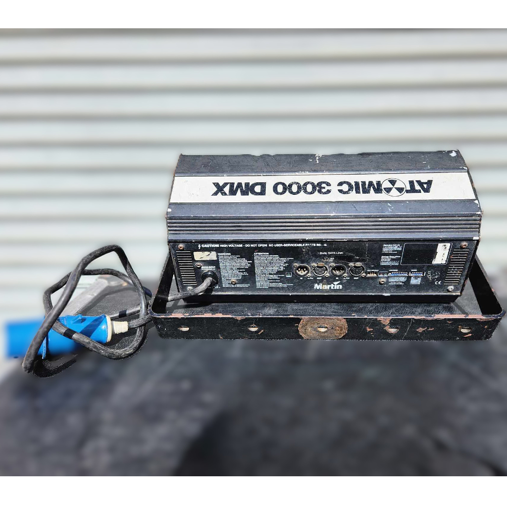 Atomic 3000 DMX