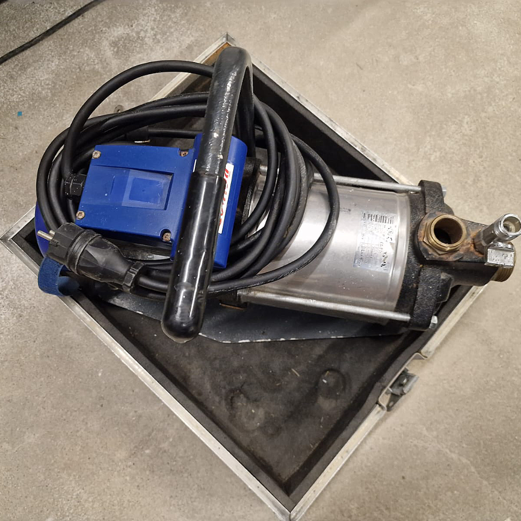 Universal Effects Foam 500 series BASE AND HEAD