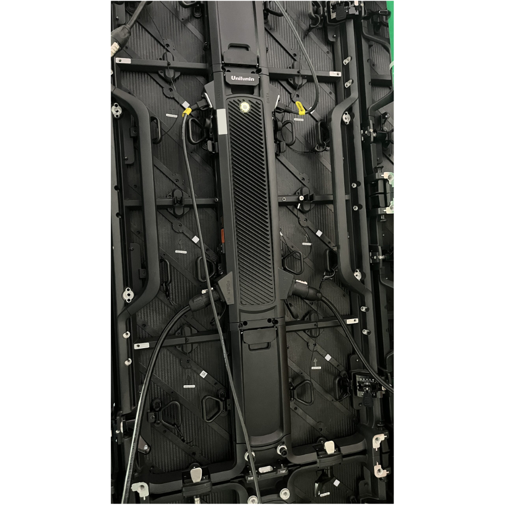 Used Unilumin URMIII PRO outdoor 3.9 for sale