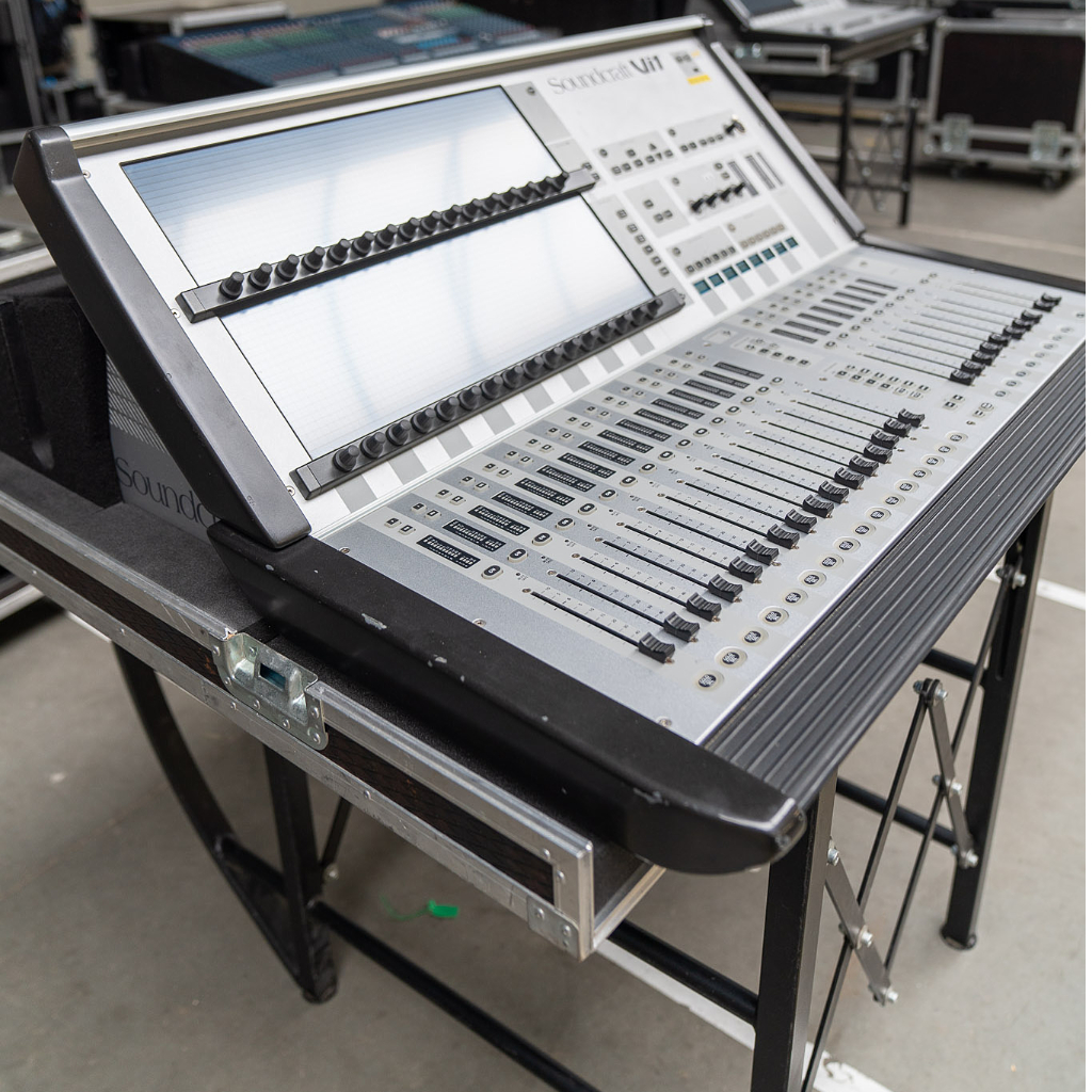 Used Soundcraft V1 for sale