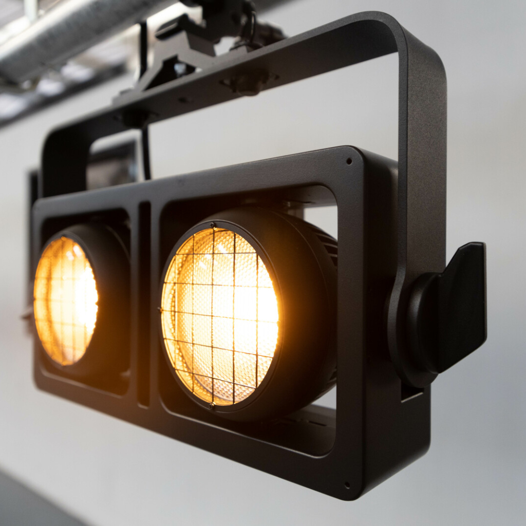 Used Chauvet Strike Array 2 for sale