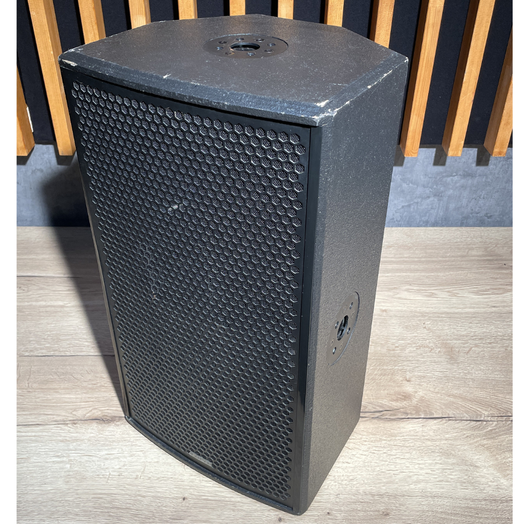 Used Adamson Point 12 60x40 set for sale