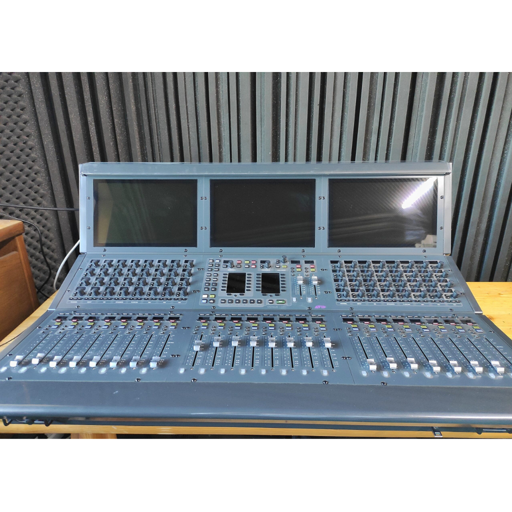 Used AVID VENUE S6L Package for sale