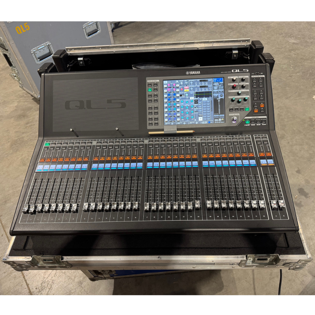 Used Yamaha QL5 for sale
