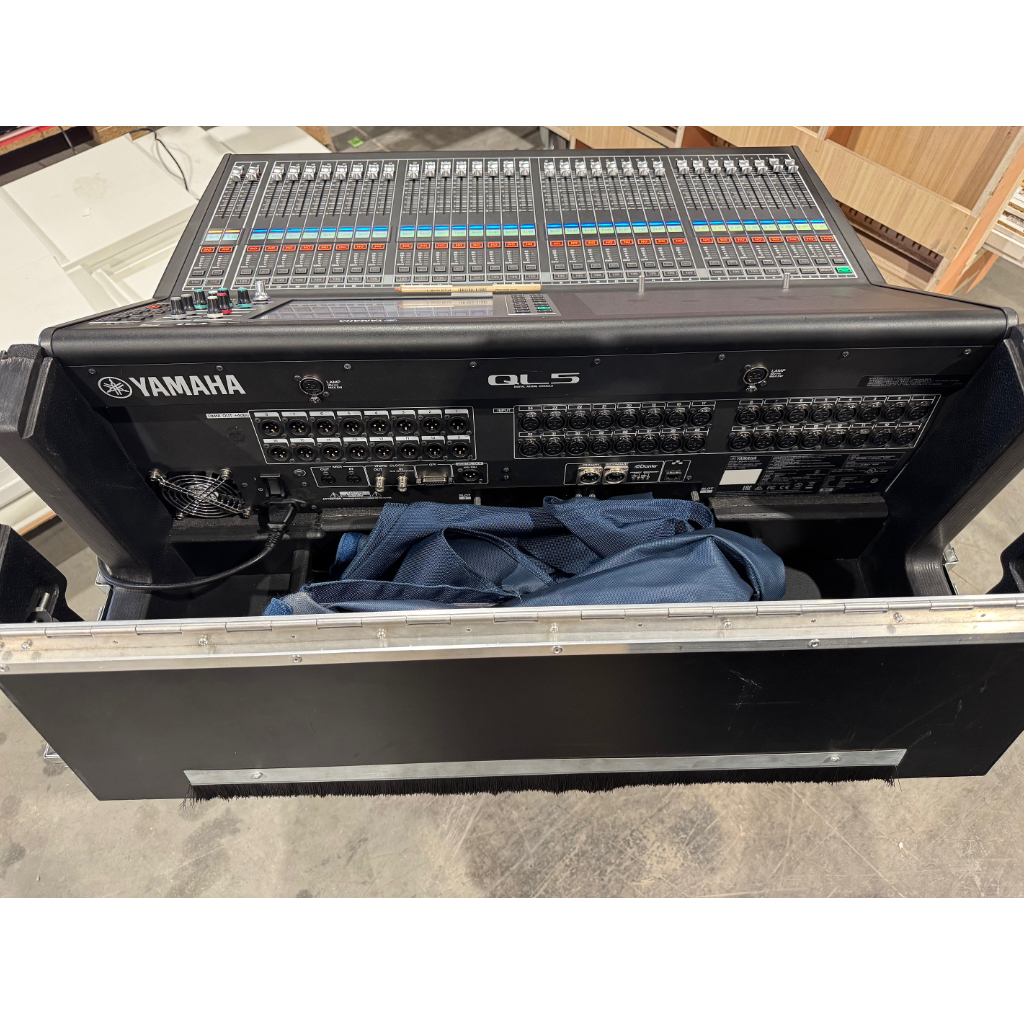Used Yamaha QL5 for sale