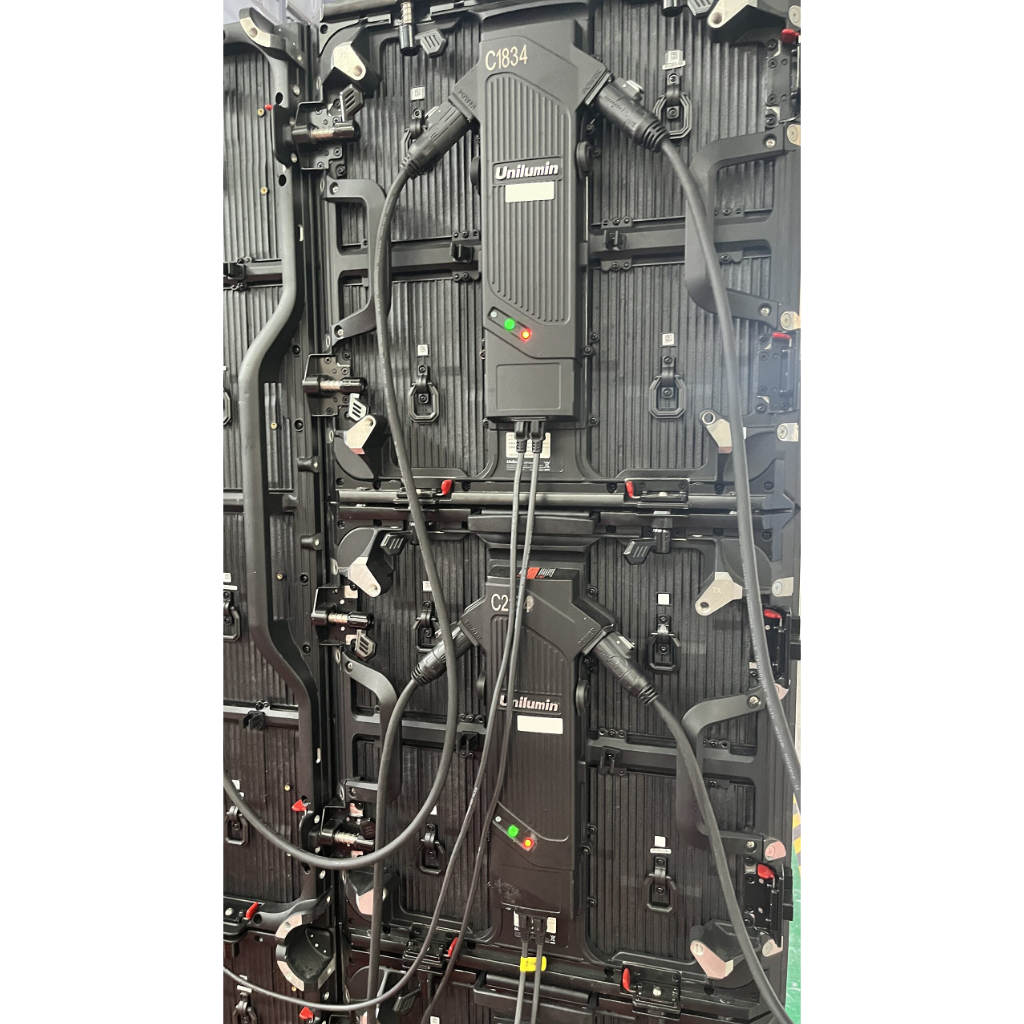 Used Like NEW Unilumin UGMII Outdoor 3.9 mm LED Wall for sale