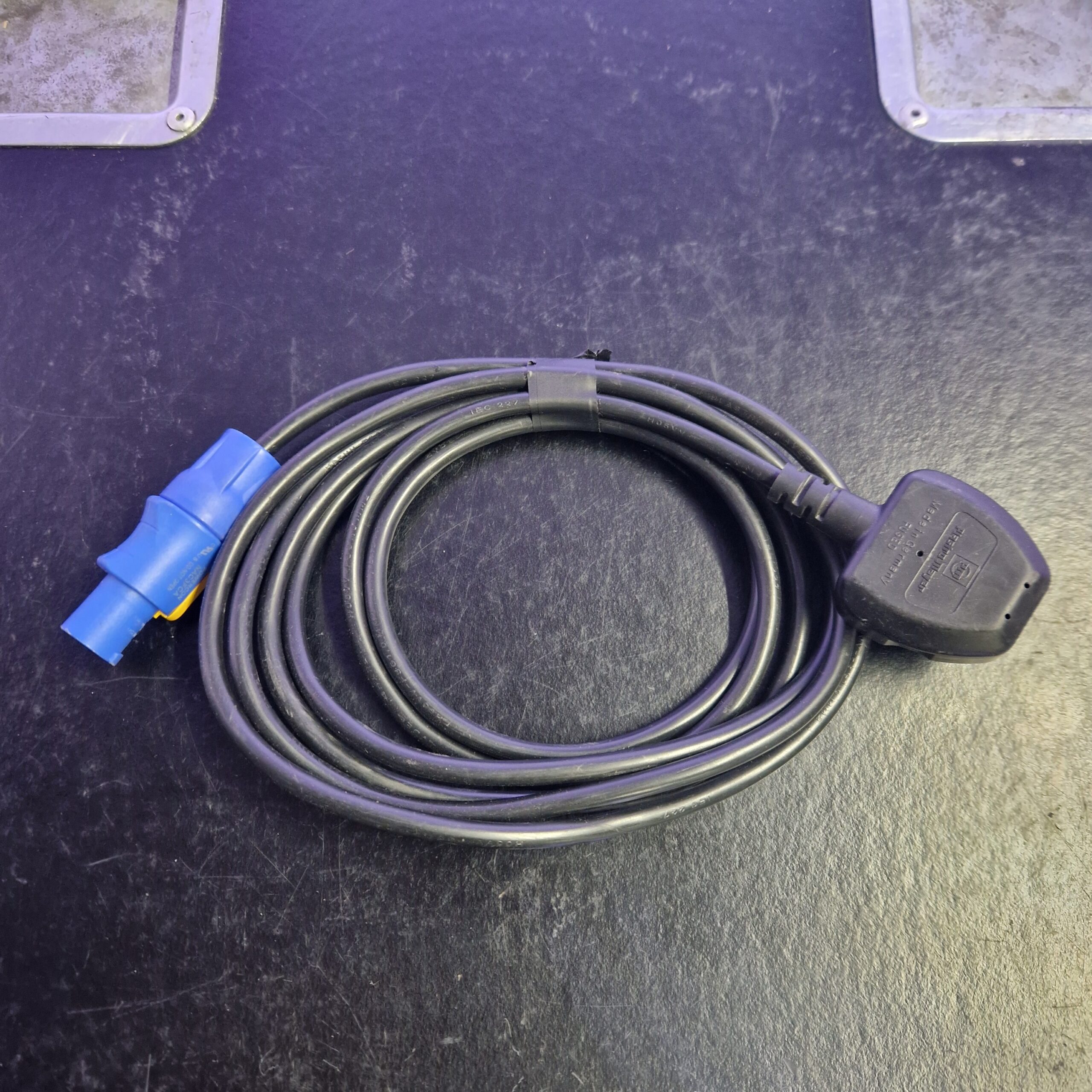 13amp > Powercon 5m