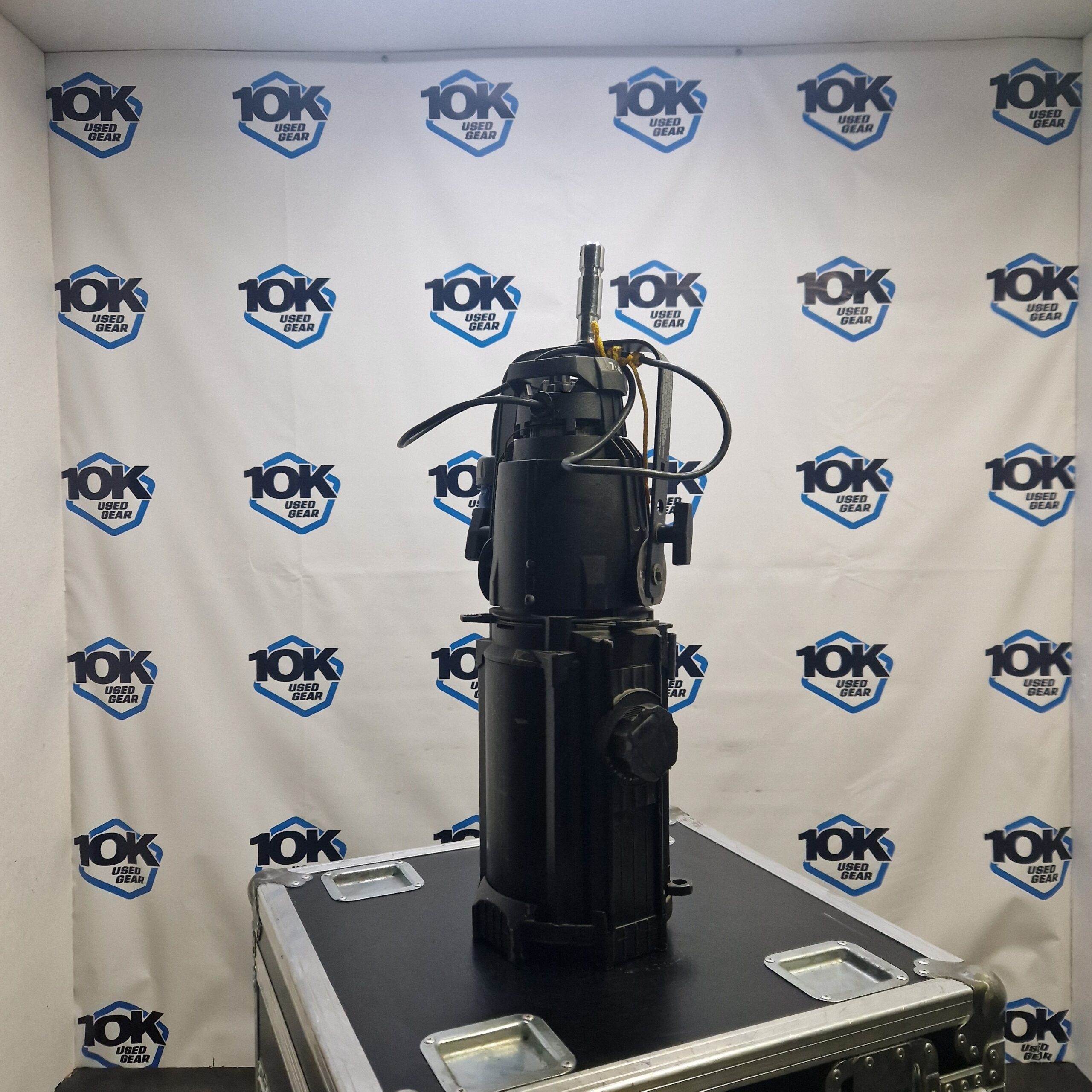 Used ETC Source four zoom 25-50° 750w for sale