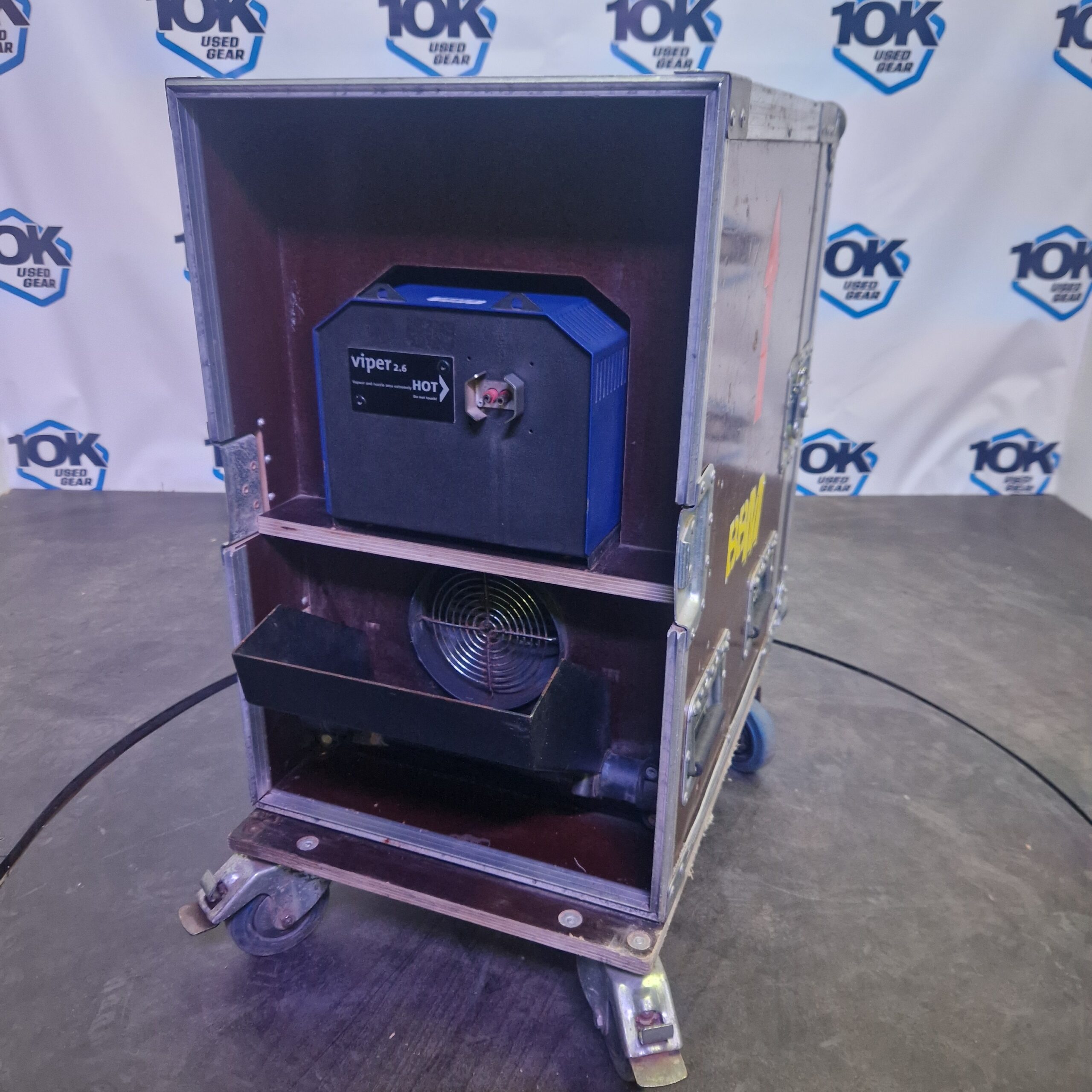 Used Viper 2.6 Fogger w/Fan 230v in Case for sale