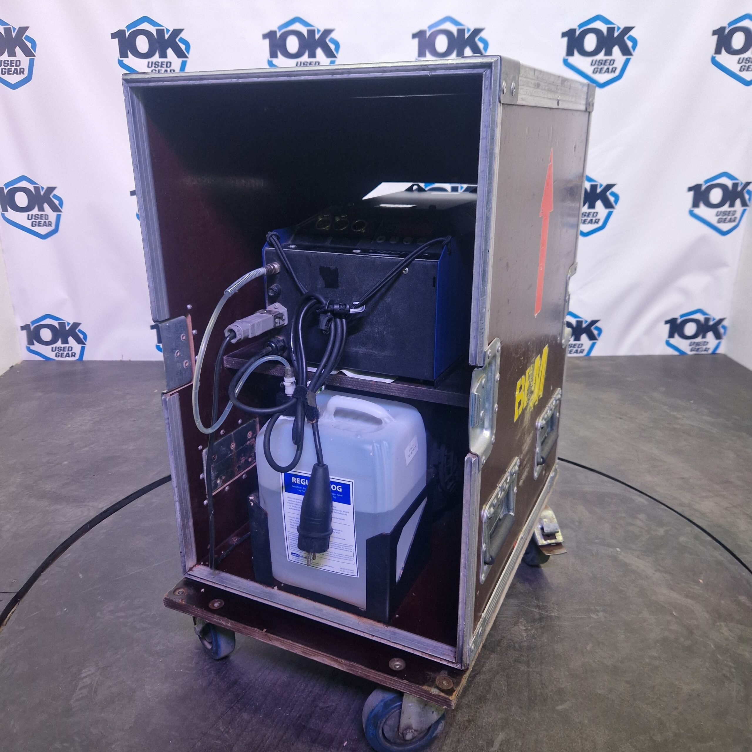 Used Viper 2.6 Fogger w/Fan 230v in Case for sale