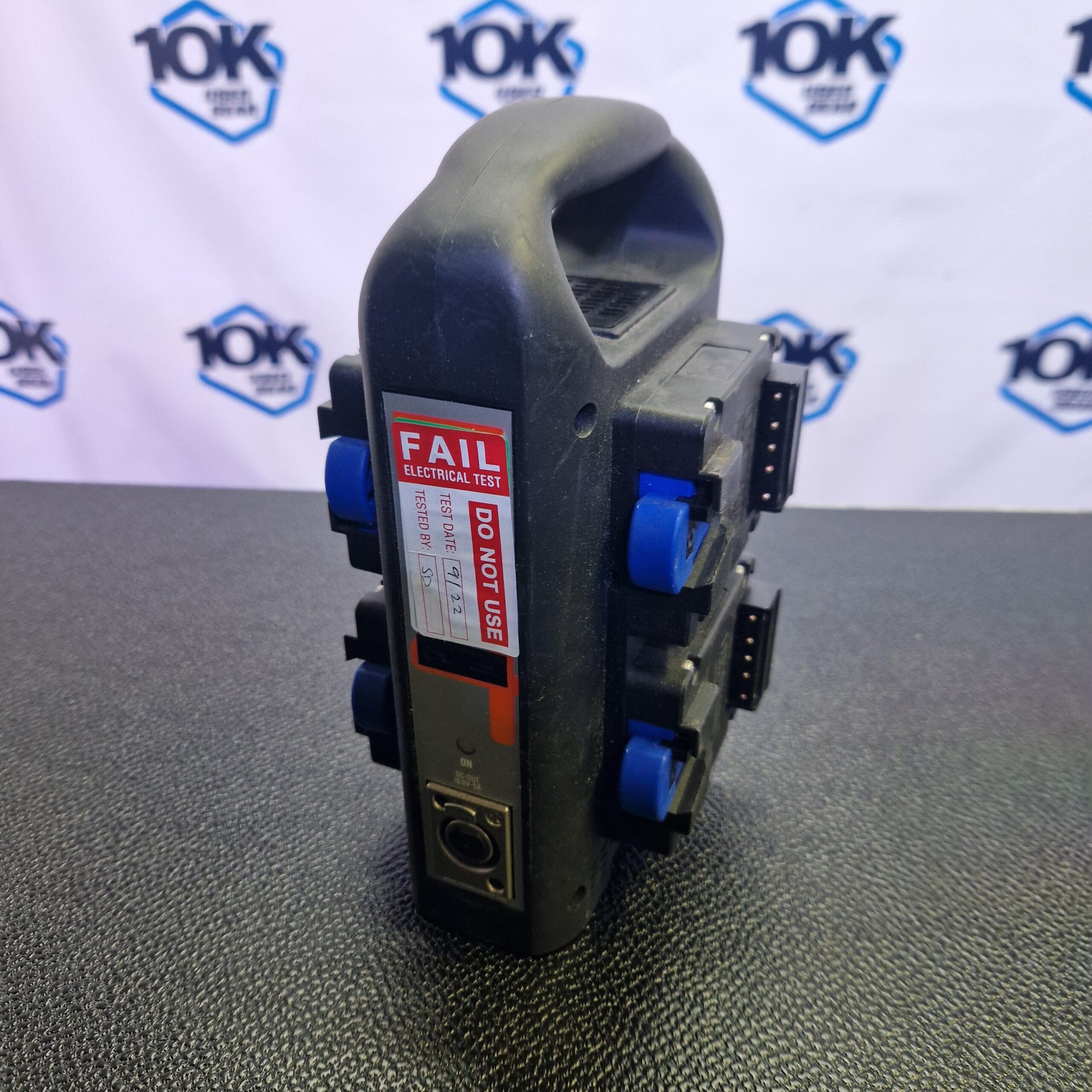 Used Bebob 4-way battery charger Faulty for sale