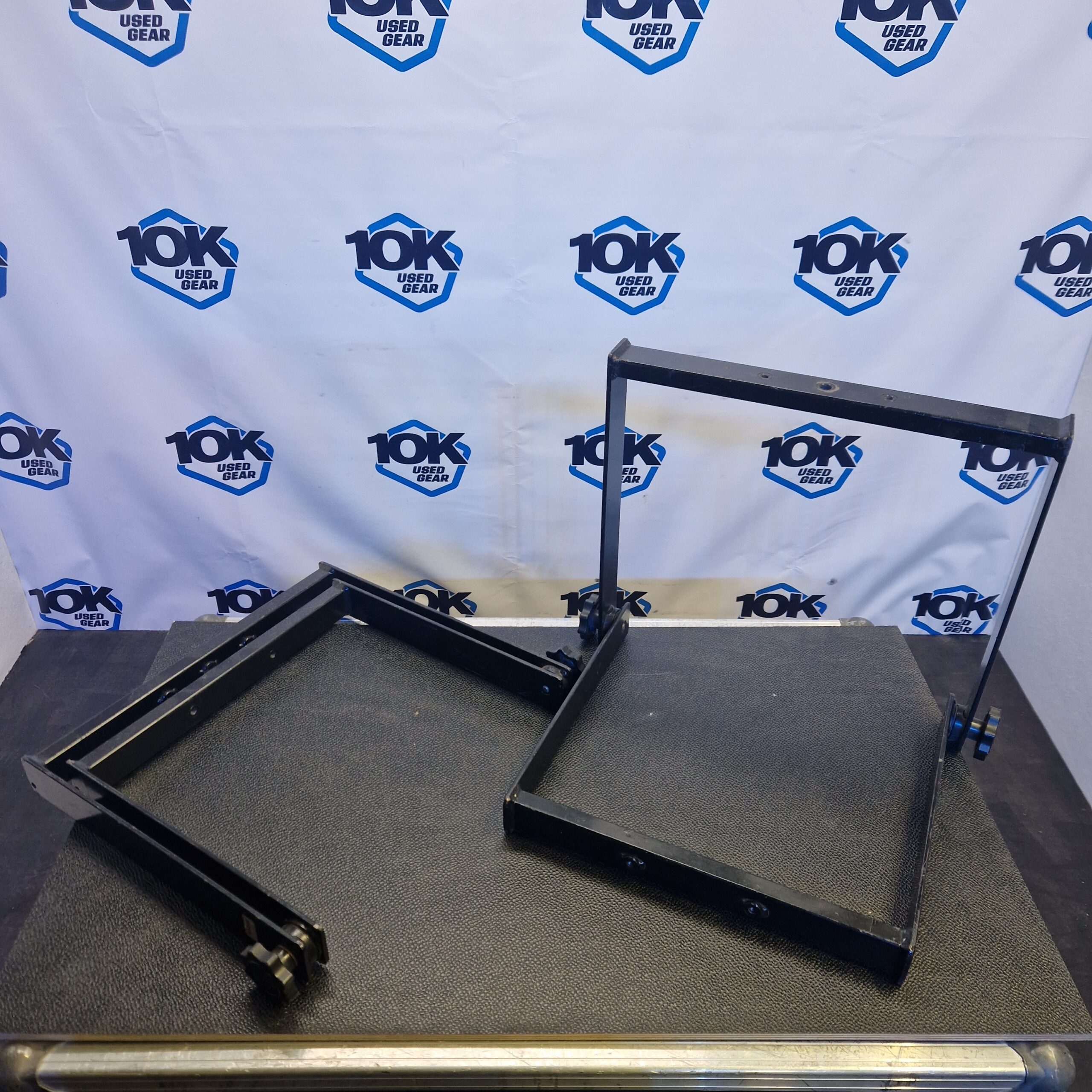Used Pair of speaker mounting brackets for d&b E9 for sale