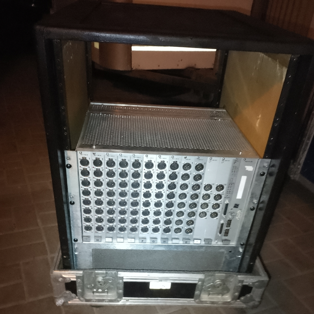 Used Soundraft VI6, Local Rack & Stage Rack for sale