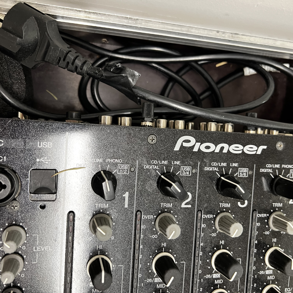 Used Pioneer DJ set for sale