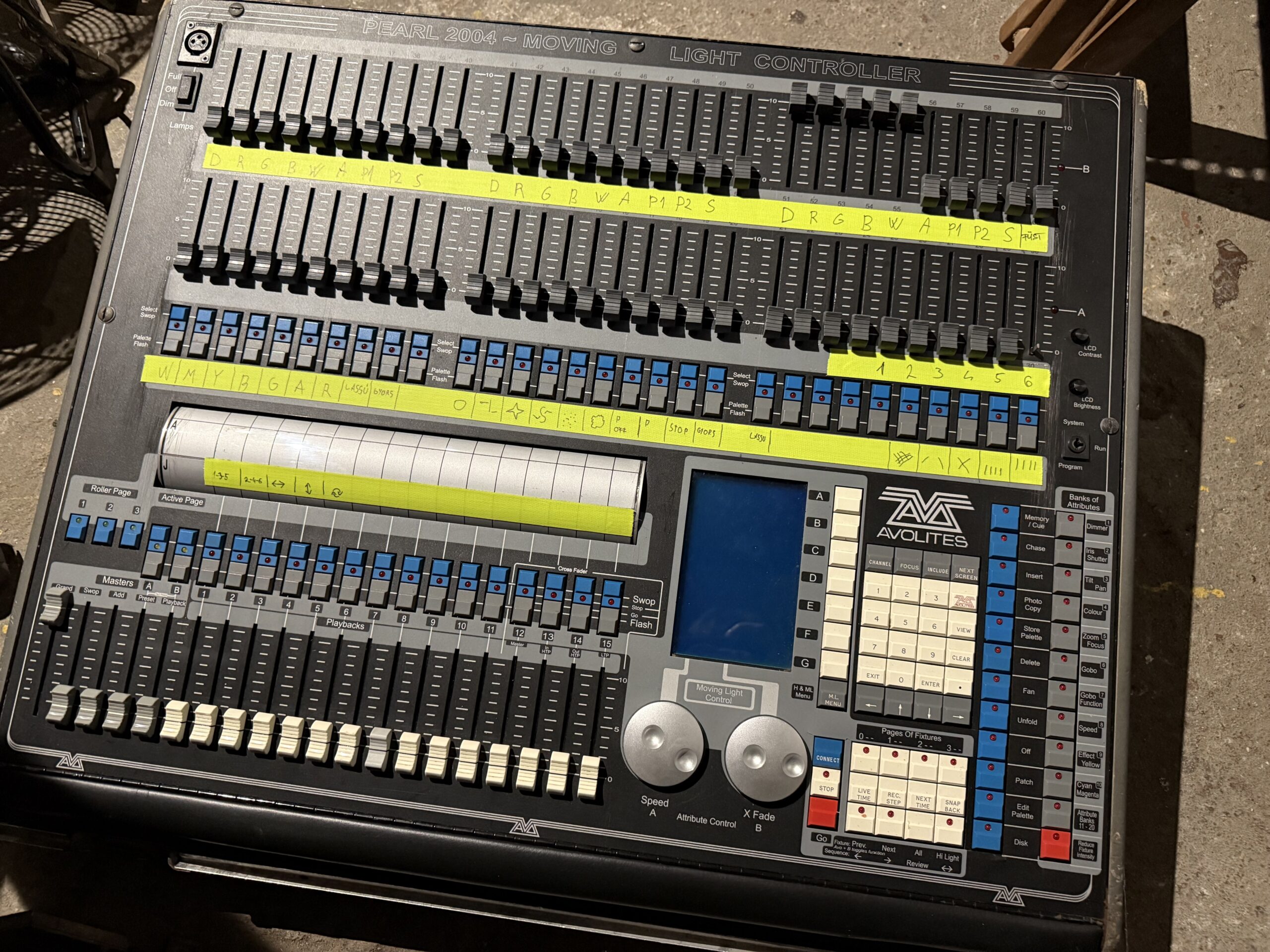 Used Avolites Pearl 2004 for sale