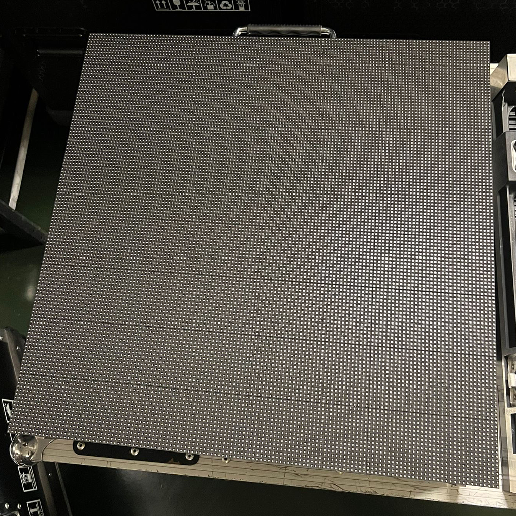 Used ESDLumen - Dazzle Plus P3.91, 3mm Indoor LED Display - 25sqm package for sale