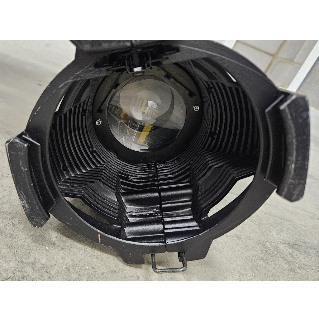 Used ETC Source Four Junior Zoom 25º-50º Zoom Package for sale