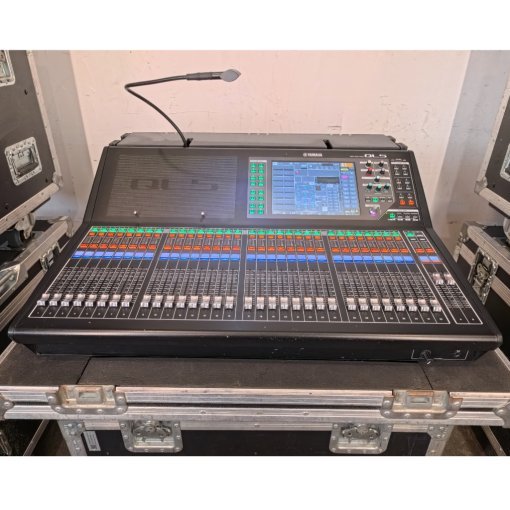 Used Yamaha QL5 for sale