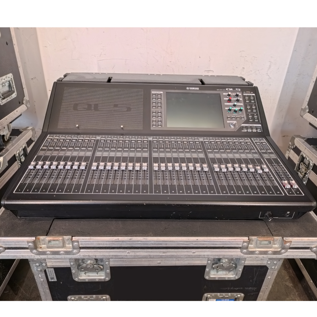Used Yamaha QL5 for sale