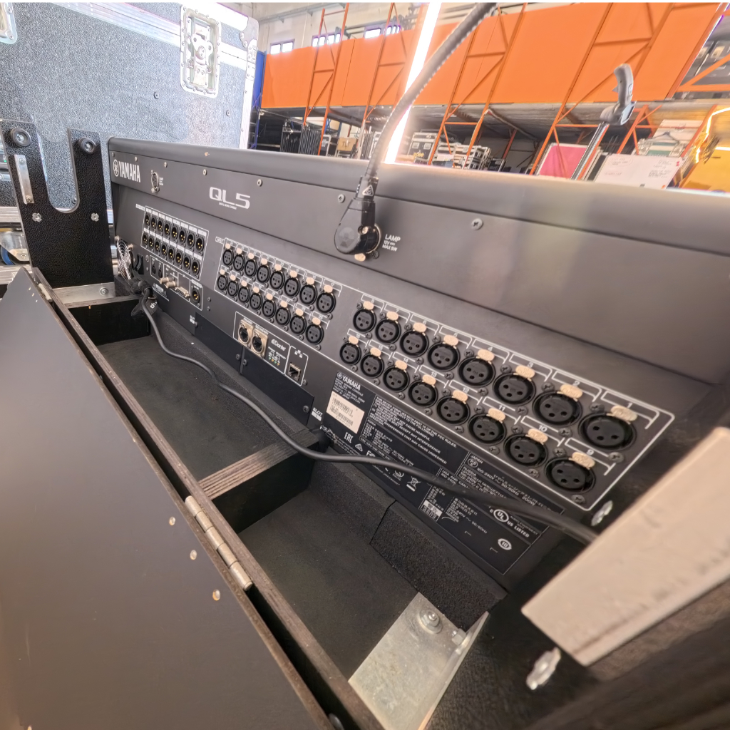 Used Yamaha QL5 for sale