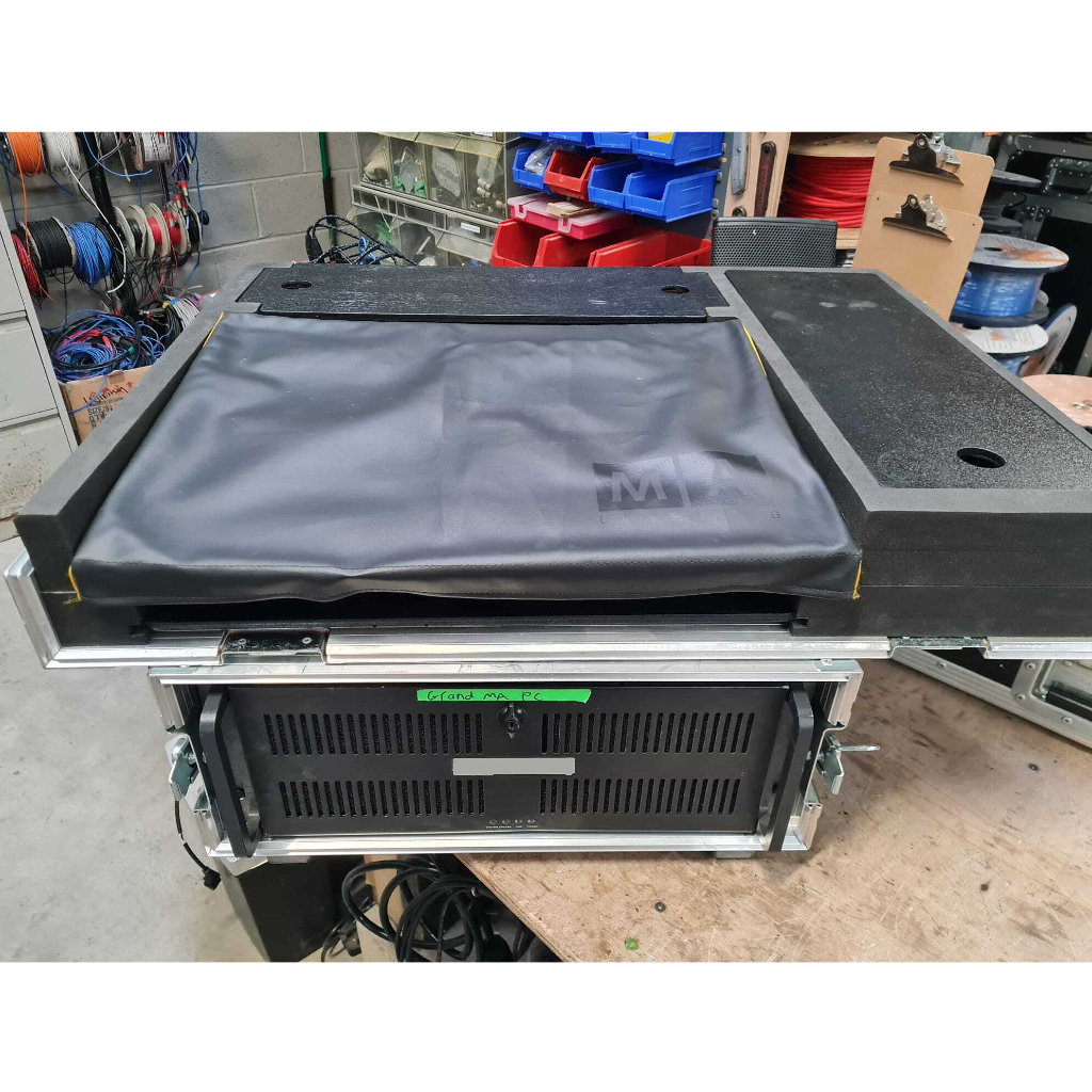 Used MA Lighting GrandMA2 on PC Command Wing for sale