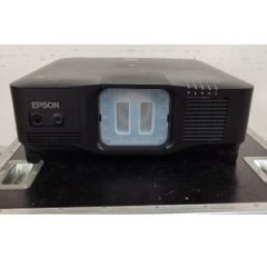 Epson EB-PU2216B