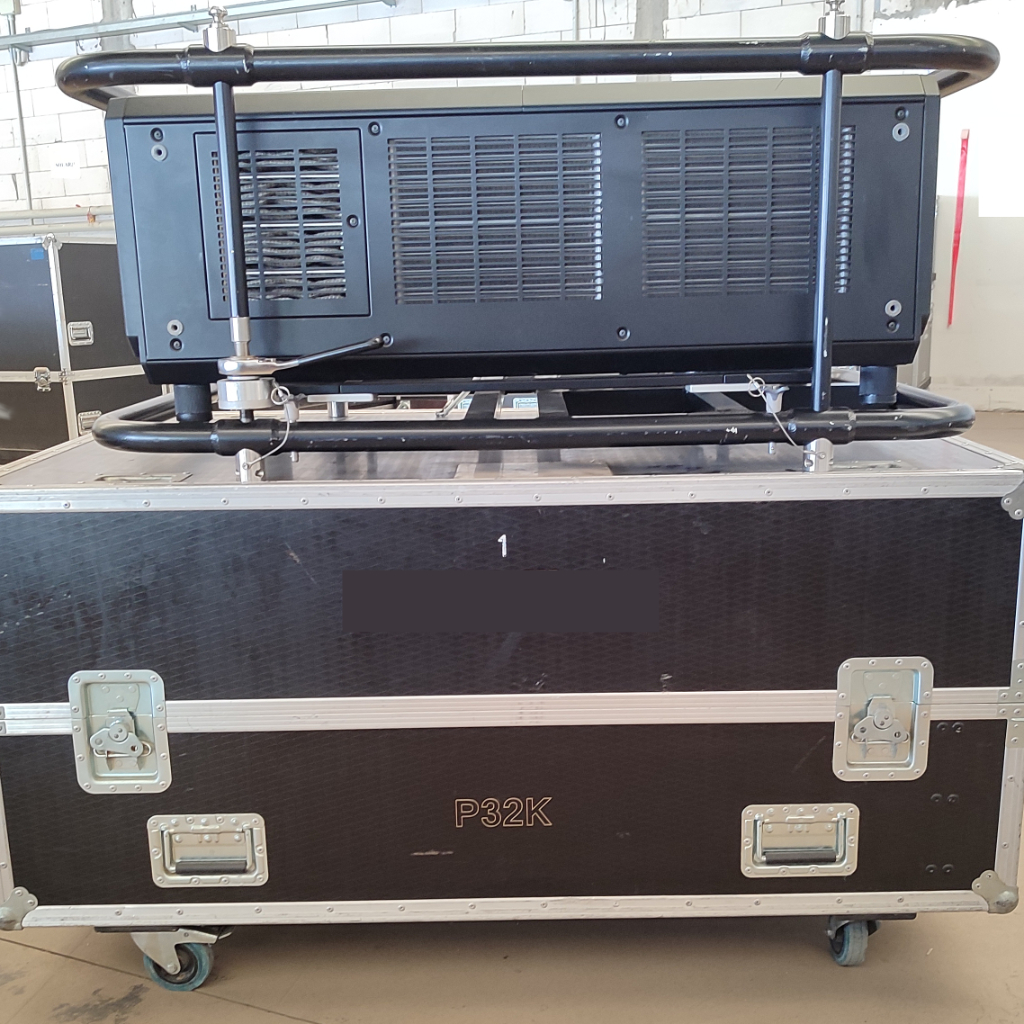 Used Panasonic PT-RQ32K for sale