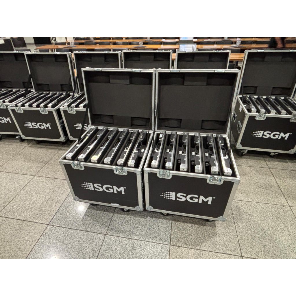 Used SGM LS‑3.75 High Resolution Indoor LED Screen for sale